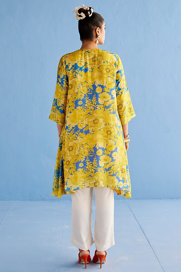 Yellow Cotton Silk & Cotton Satin Printed Kurta Set by Esha Arora at Pernia's Pop Up Shop