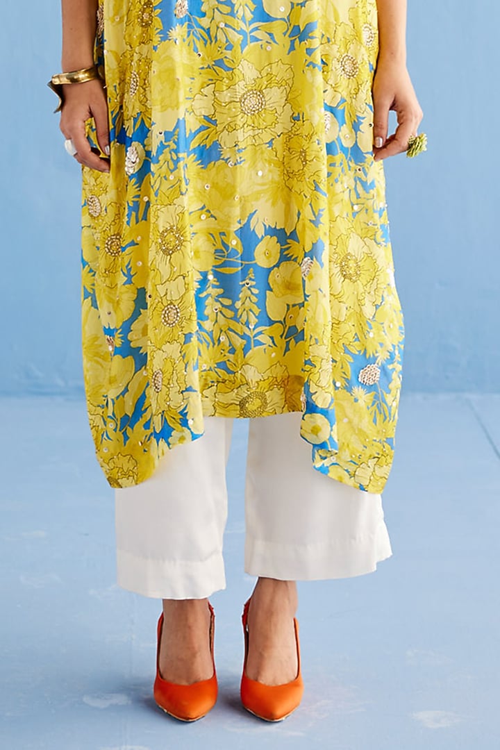 Yellow Cotton Silk Printed Kaftan Set by Esha Arora at Pernia's Pop Up Shop