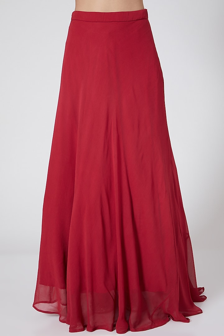 Magenta Embroidered Wedding Lehenga Set by Esha Koul at Pernia's Pop Up Shop