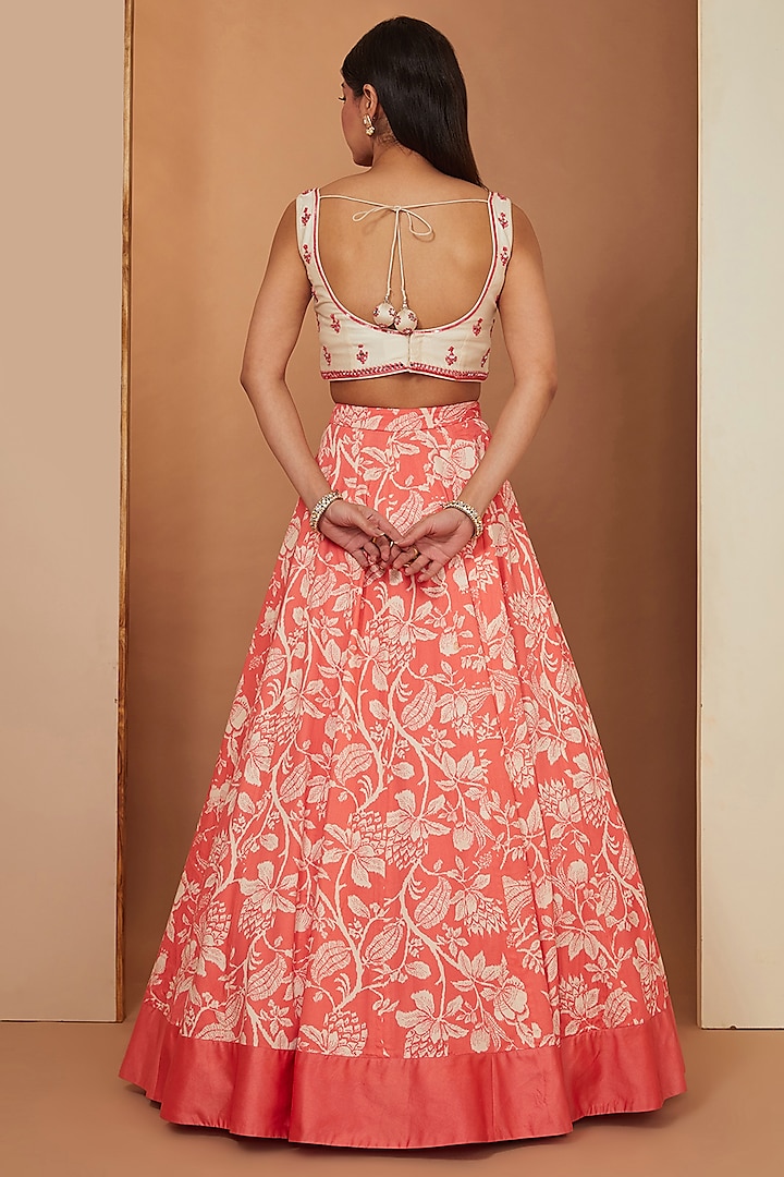 Gajari Red Modal Floral Printed Wedding Lehenga Set by Esha Koul at Pernia's Pop Up Shop