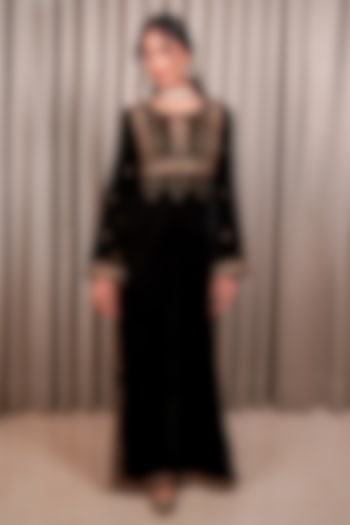 Black Velvet Embellished Kaftan by Esha Koul at Pernia's Pop Up Shop