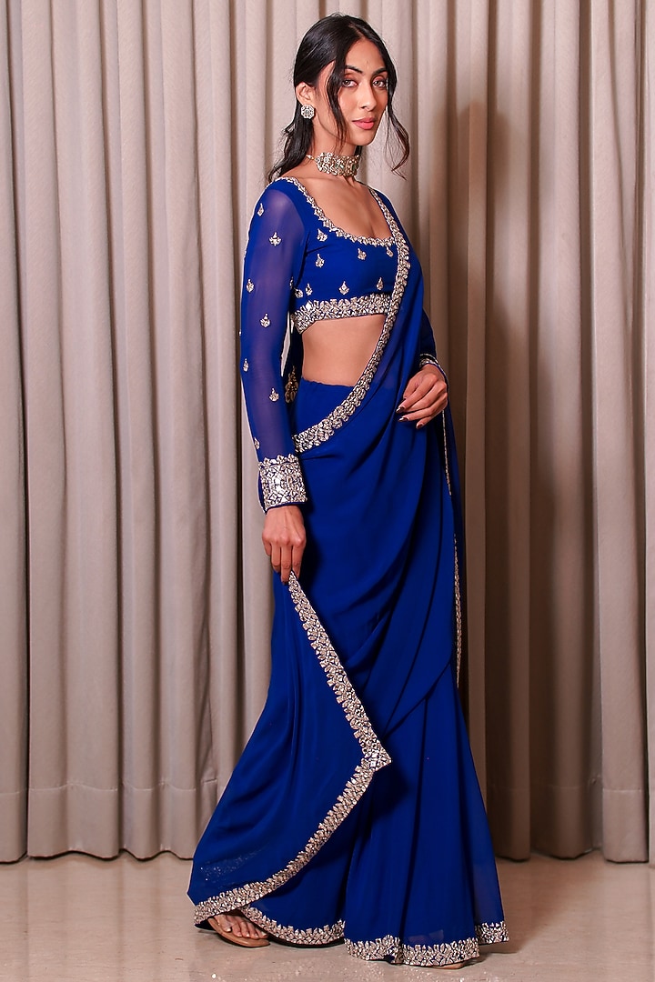 Electric Blue Georgette Mirror Embellished Wedding Saree Set by Esha Koul at Pernia's Pop Up Shop