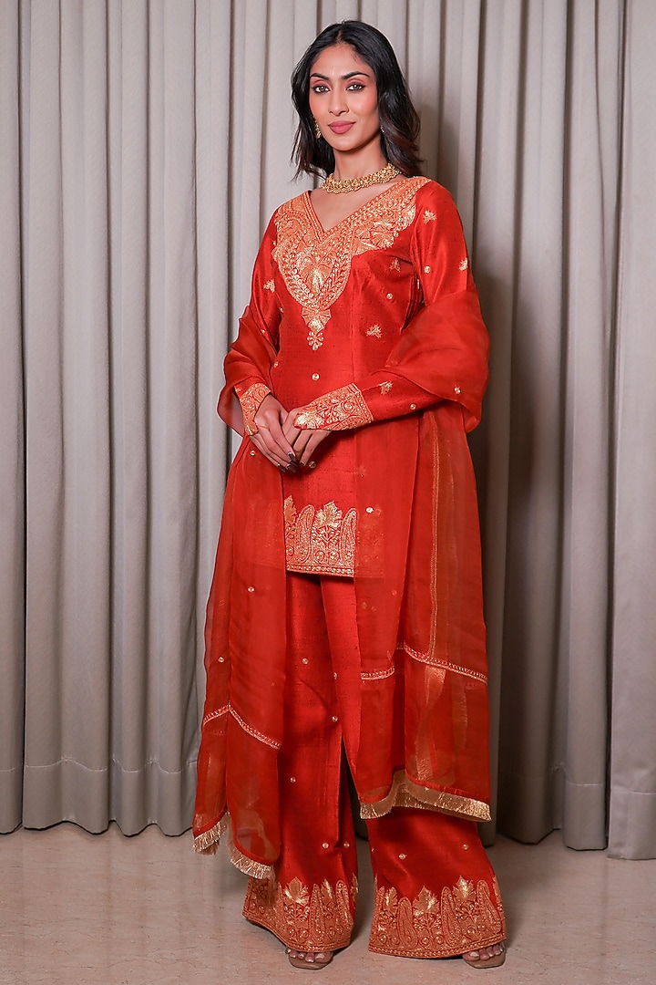Rust Raw Silk Kashmiri Work Kurta Set by Esha Koul at Pernia's Pop Up Shop