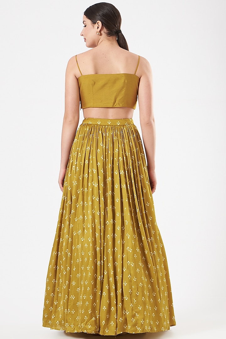 Mustard Embroidered Wedding Lehenga Set by Esha Koul at Pernia's Pop Up Shop
