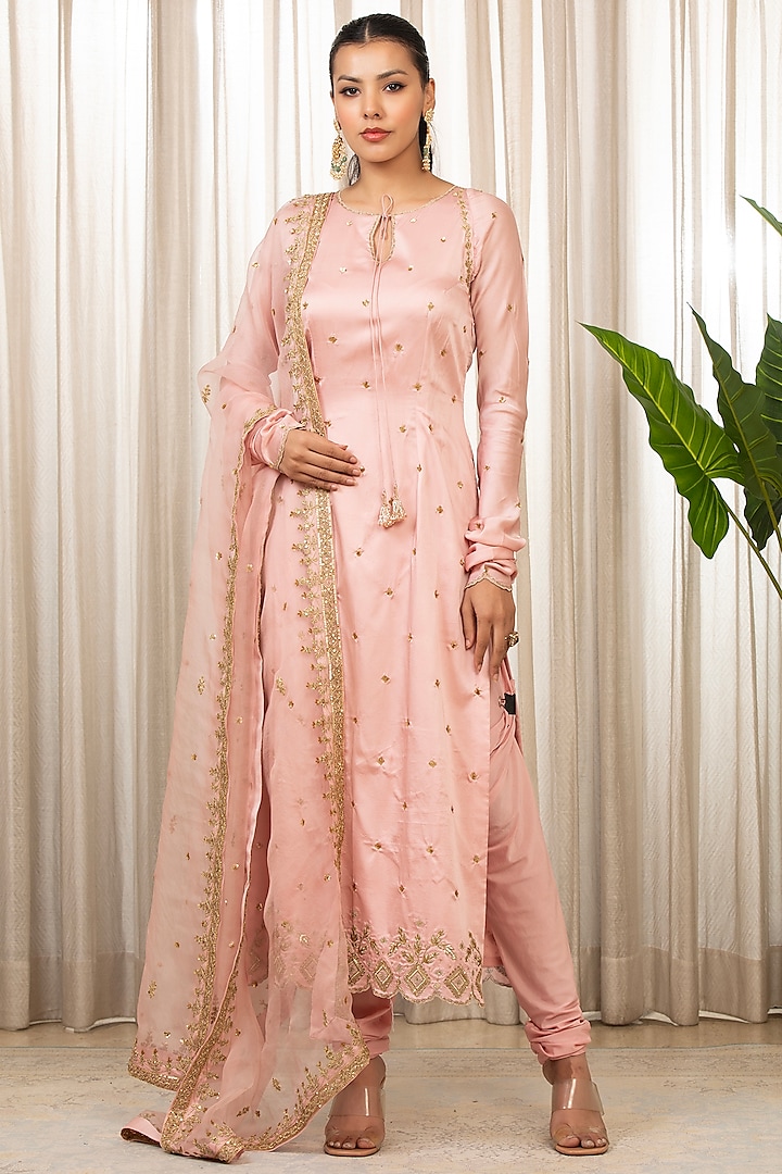 Baby Pink Bemberg Pure Satin Hand Embroidered Kurta Set by Esha Koul at Pernia's Pop Up Shop