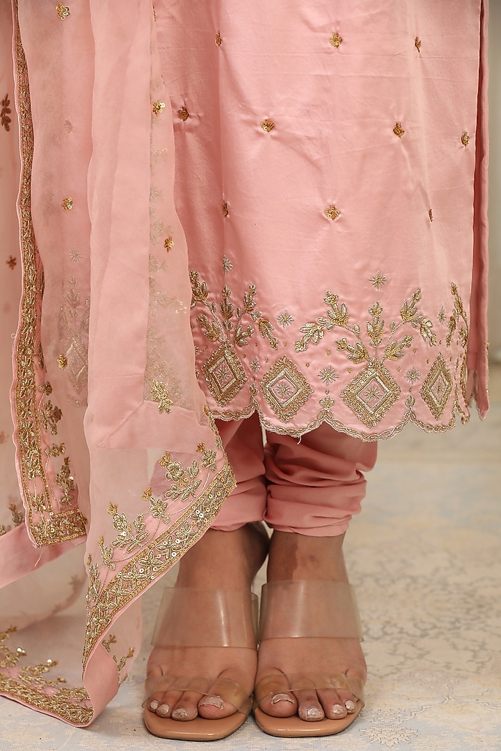 Baby Pink Bemberg Pure Satin Hand Embroidered Kurta Set by Esha Koul at Pernia's Pop Up Shop