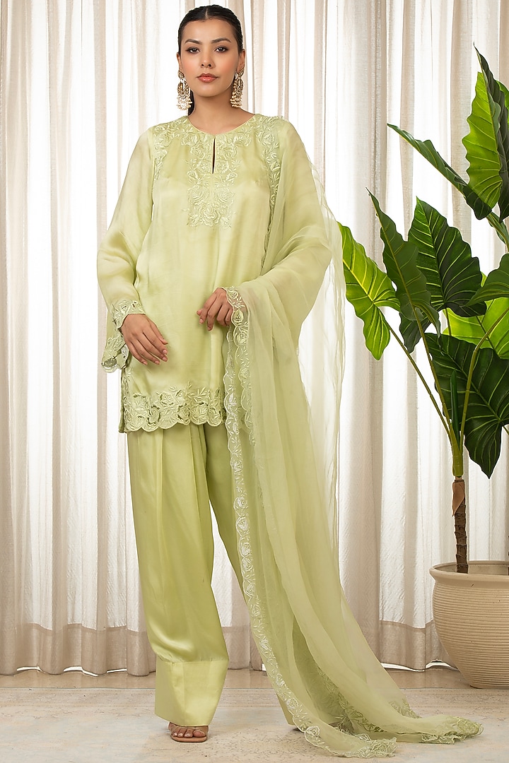 Pista Green Bemberg Pure Satin Cutwork Embroidered Kurta Set by Esha Koul at Pernia's Pop Up Shop
