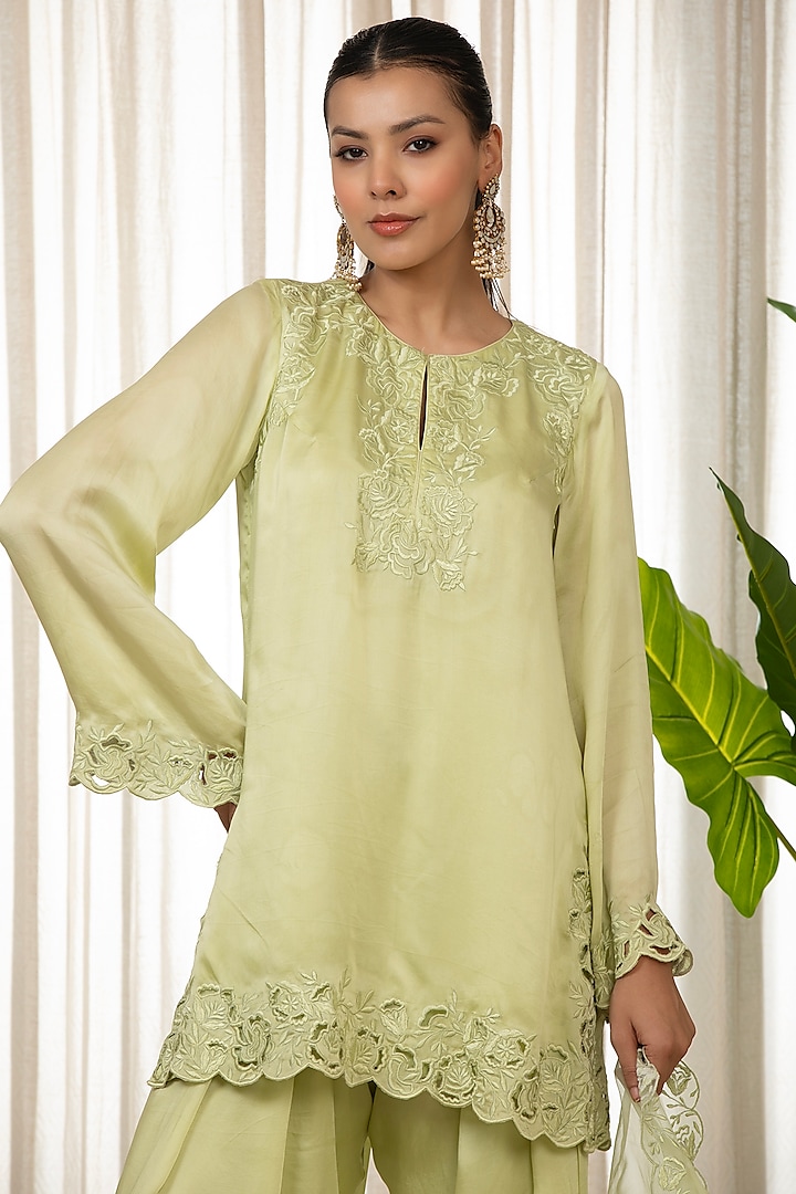 Pista Green Bemberg Pure Satin Cutwork Embroidered Kurta Set by Esha Koul at Pernia's Pop Up Shop
