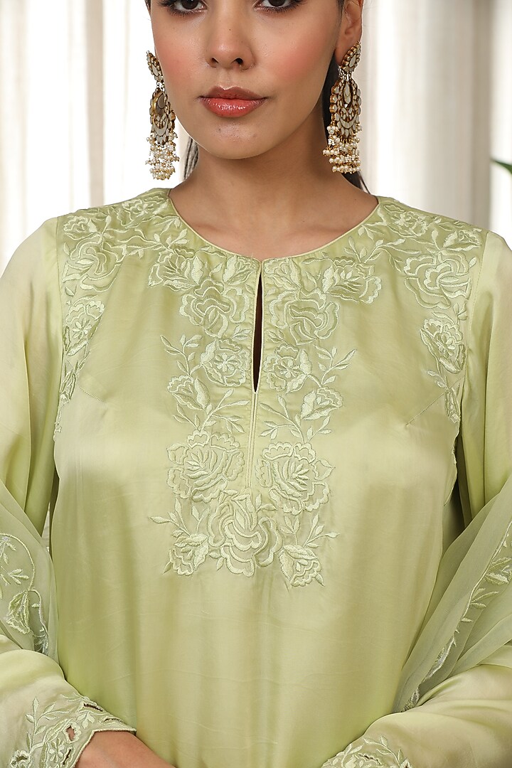 Pista Green Bemberg Pure Satin Cutwork Embroidered Kurta Set by Esha Koul at Pernia's Pop Up Shop