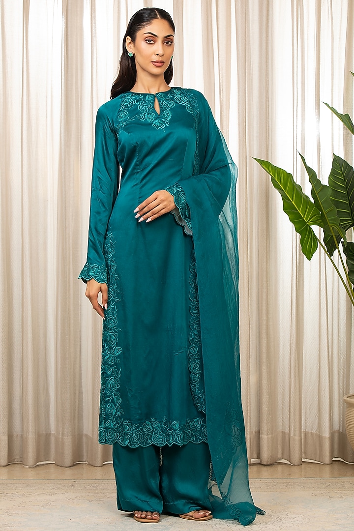 Teal Blue Bemberg Pure Satin Cutwork Embroidered Kurta Set by Esha Koul at Pernia's Pop Up Shop