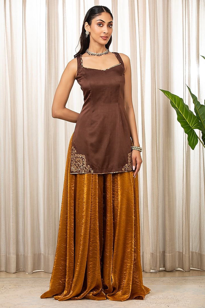 Golden Shimmer & Bemberg Pure Satin Wedding Sharara Set by Esha Koul at Pernia's Pop Up Shop