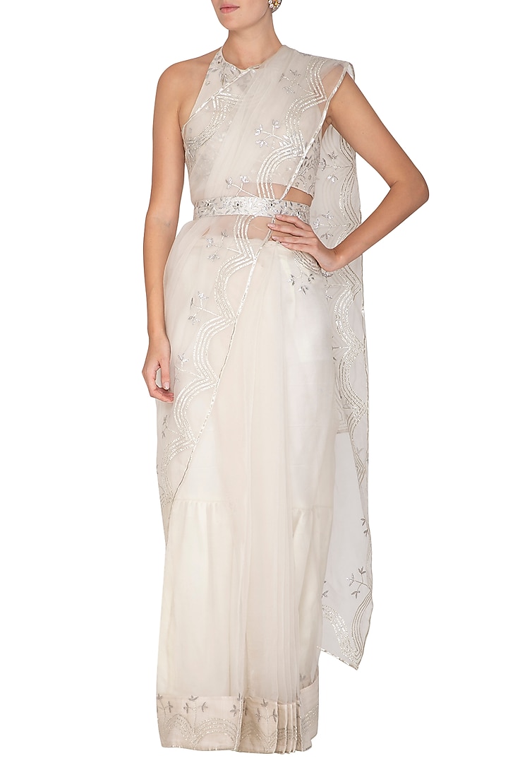 Ivory Organza Pre-Draped Wedding Saree Set by Esha Koul at Pernia's Pop Up Shop