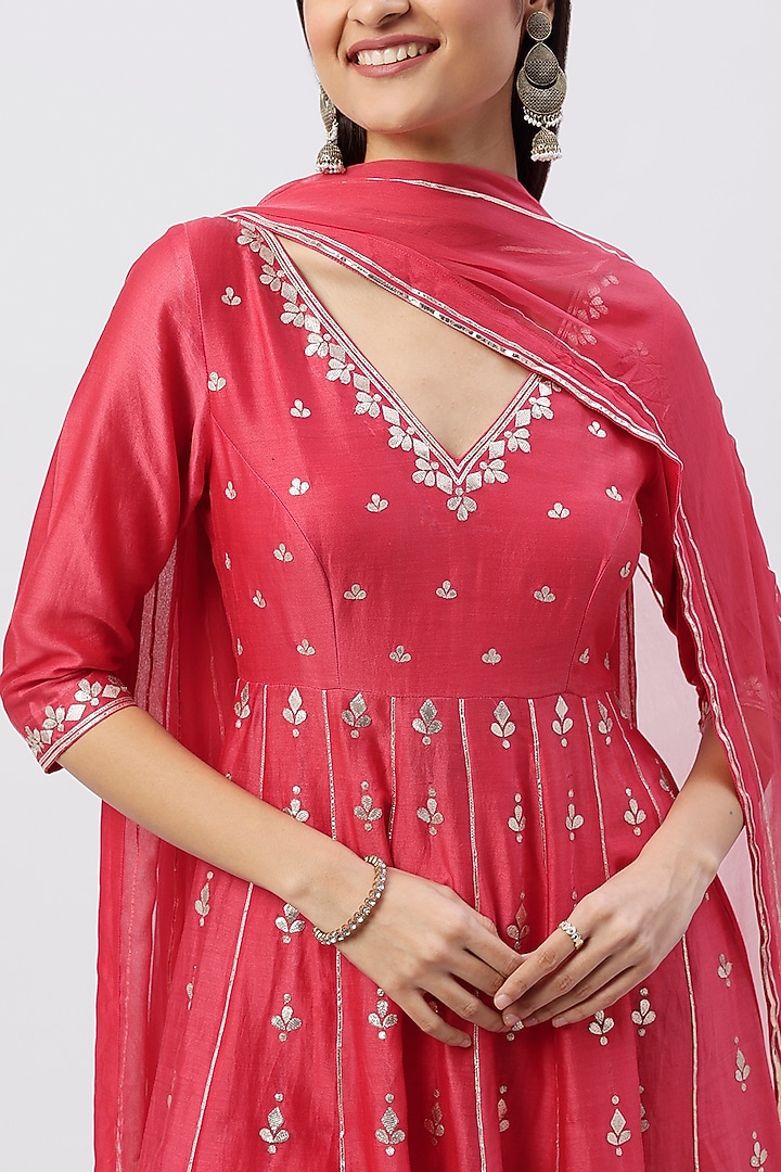 Rose Pink Gota Patti Embroidered Party Wear Anarkali Set by Esha Koul at Pernia's Pop Up Shop