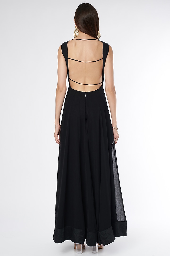 Black Embroidered Wedding Anarkali Set by Esha Koul at Pernia's Pop Up Shop