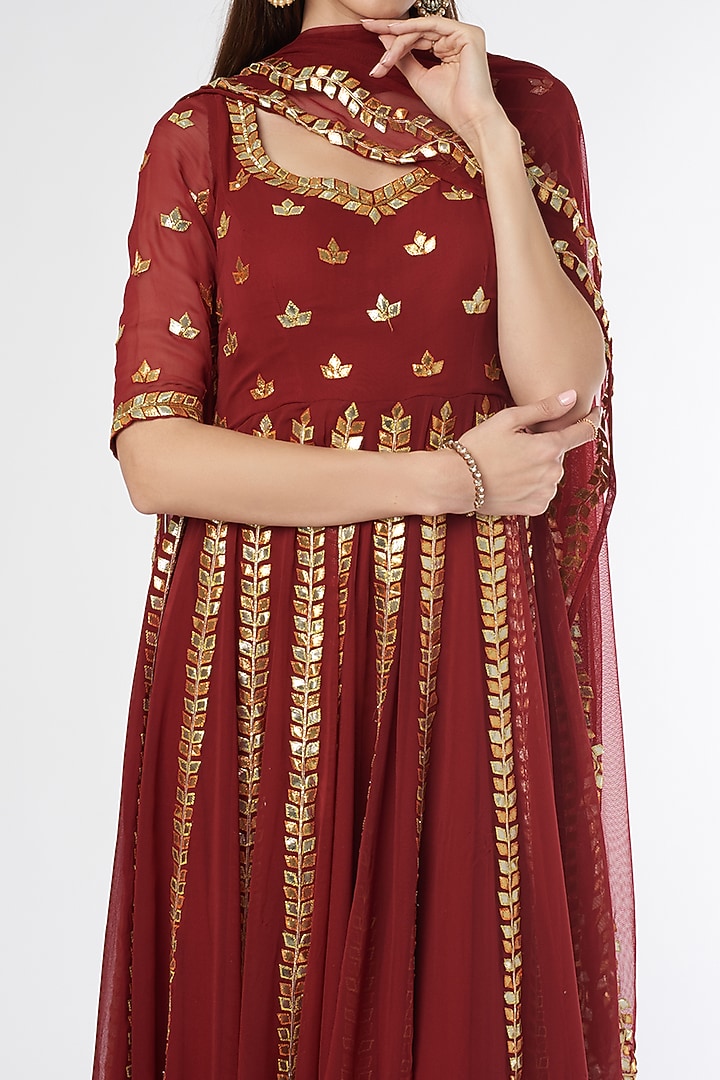 Maroon Embroidered Wedding Anarkali Set by Esha Koul at Pernia's Pop Up Shop