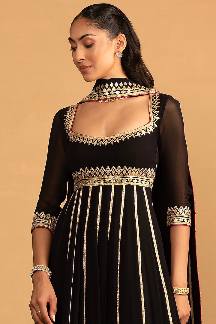 Black Semi Crepe Gota Embellished Wedding Anarkali Set by Esha Koul at Pernia's Pop Up Shop