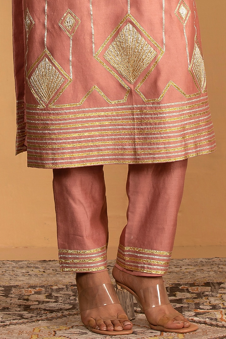 Champagne Chanderi Gota Work Kurta Set by Esha Koul at Pernia's Pop Up Shop