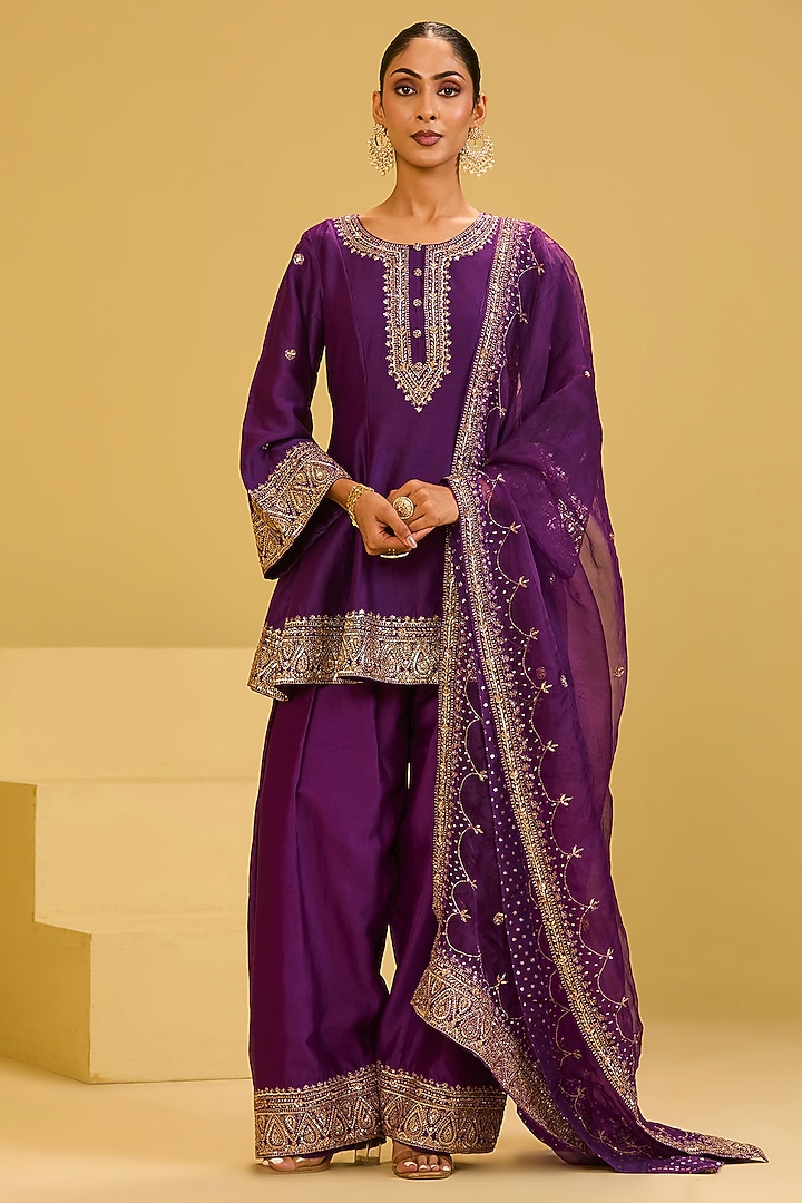 Purple Chanderi Badla Embellished Kurta Set by Esha Koul at Pernia's Pop Up Shop