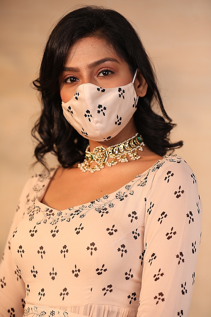 Off White Embroidered Gharara Set by Esha Koul at Pernia's Pop Up Shop