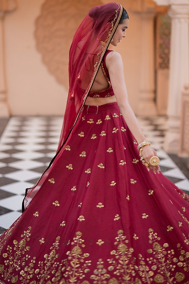 Maroon Chanderi Embellished Wedding Lehenga Set by Esha Koul at Pernia's Pop Up Shop