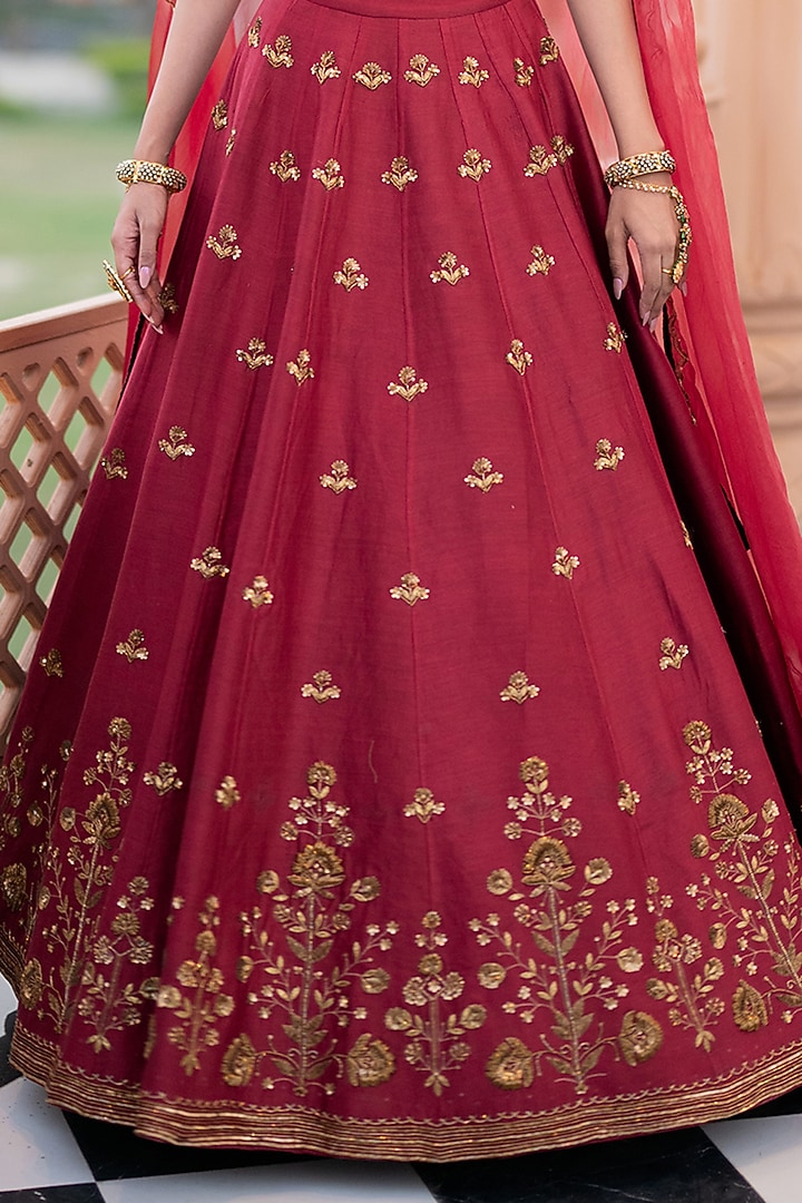 Maroon Chanderi Embellished Wedding Lehenga Set by Esha Koul at Pernia's Pop Up Shop