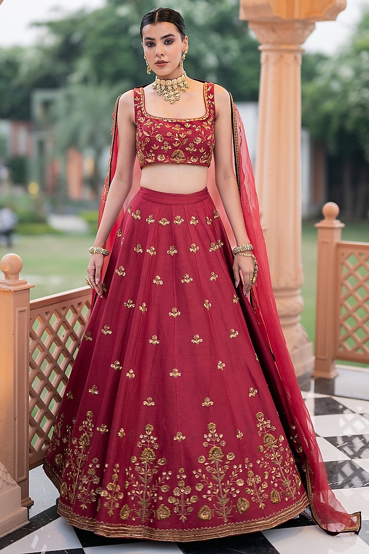 Maroon Chanderi Embellished Wedding Lehenga Set by Esha Koul at Pernia's Pop Up Shop