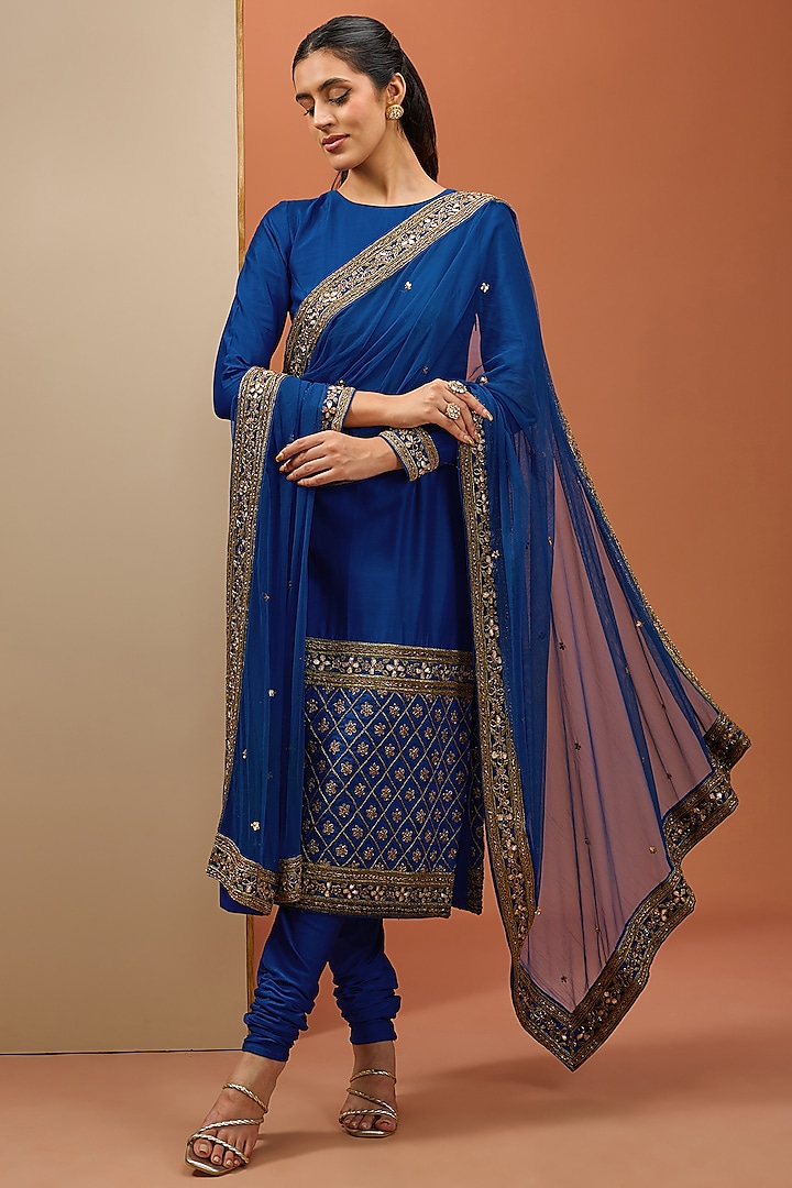 Royal Blue  Semi Crepe Hand Embroidered Kurta Set by Esha Koul at Pernia's Pop Up Shop