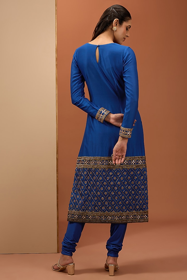 Royal Blue Semi Crepe Hand Embroidered Kurta Set by Esha Koul at Pernia's Pop Up Shop