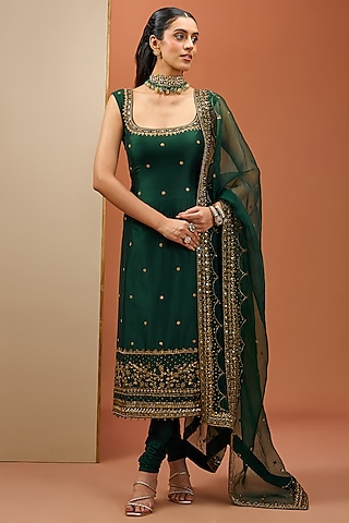 Green Chanderi & Lycra Hand Embroidered Kurta Set by Esha Koul