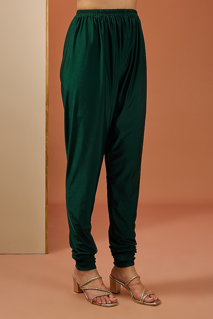 Green Chanderi & Lycra Hand Embroidered Kurta Set by Esha Koul at Pernia's Pop Up Shop