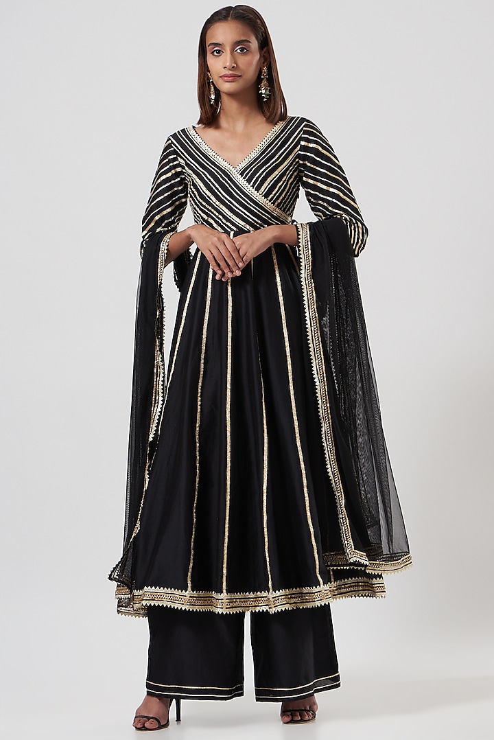 Black Embroidered Anarkali Set by Esha Koul at Pernia's Pop Up Shop