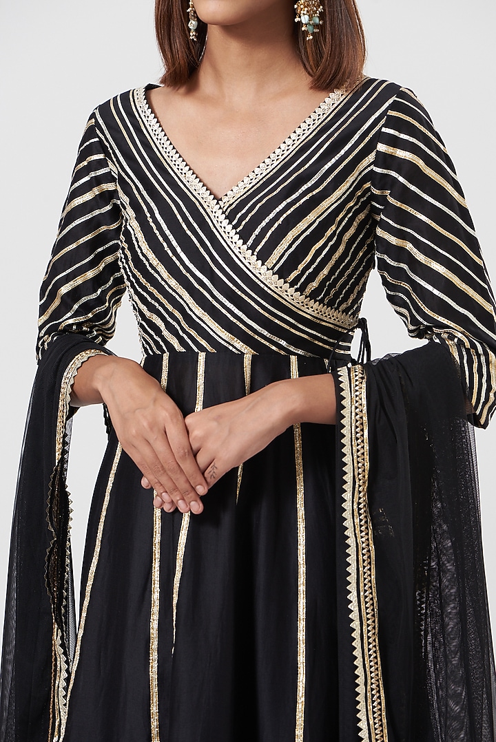 Black Embroidered Party Wear Anarkali Set by Esha Koul at Pernia's Pop Up Shop