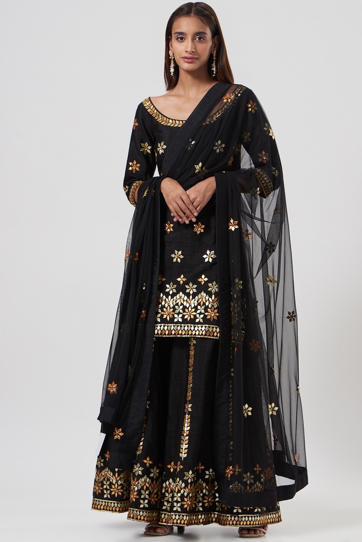 Plain suits with outlet heavy dupatta online shopping