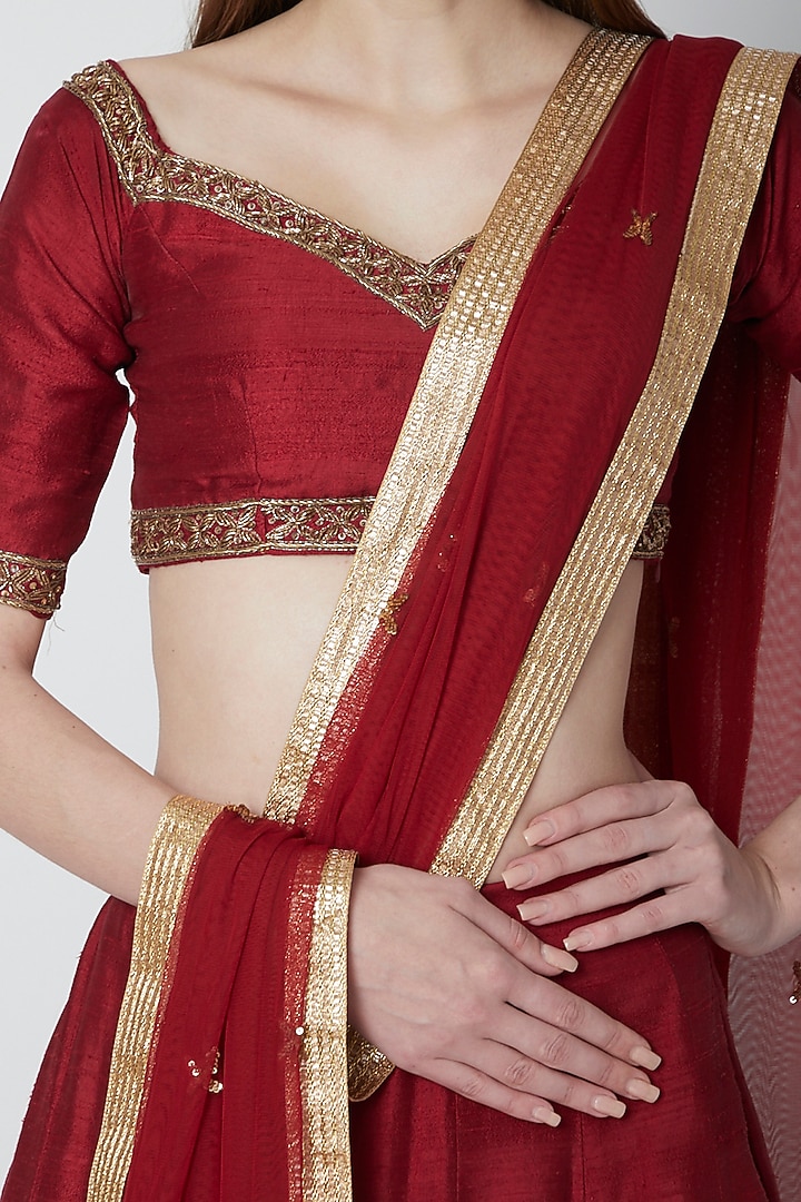 Maroon Embellished Bridal Lehenga Set by Esha Koul at Pernia's Pop Up Shop