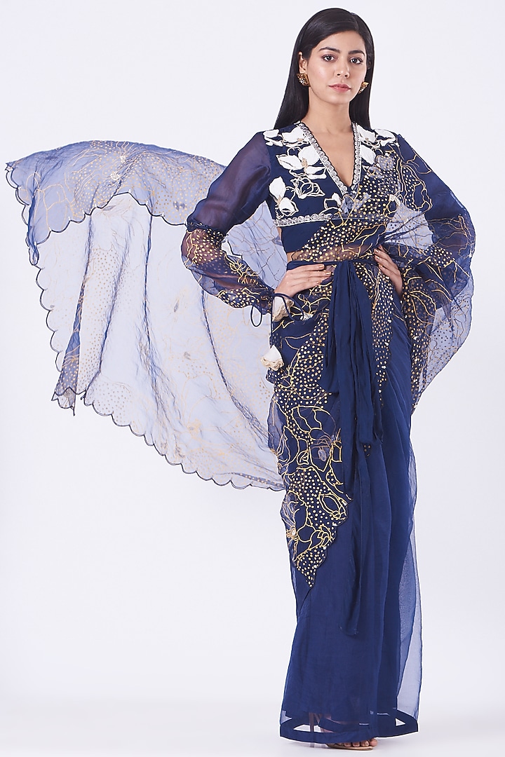 Navy Organza Printed Saree Set by Ek Soot at Pernia's Pop Up Shop