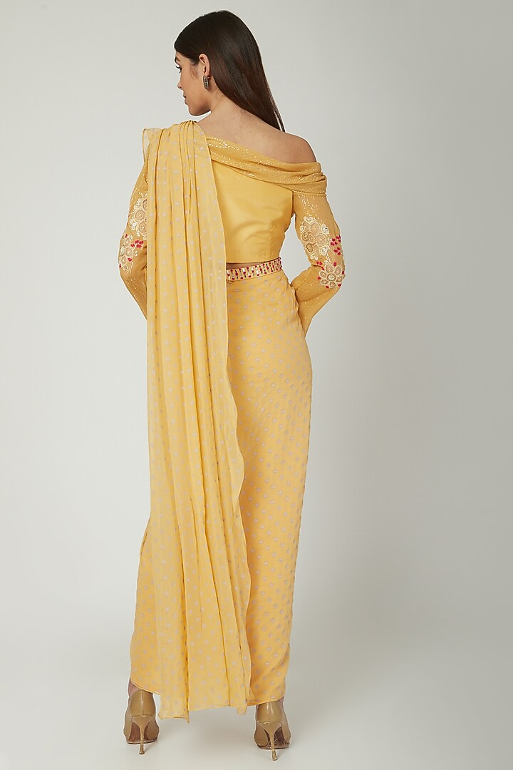Pale Yellow Printed & Embroidered Party Wear Saree Set by Ek Soot at Pernia's Pop Up Shop