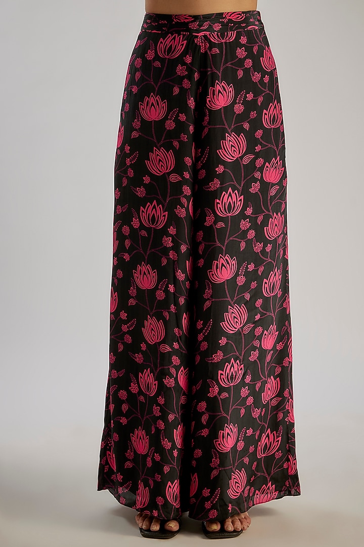 Black & Pink Natural Crepe Floral Printed Co-Ord Set by Essay by Sumedha Agrawal at Pernia's Pop Up Shop