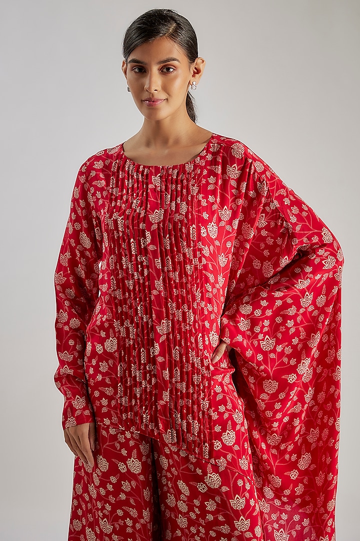Red Natural Crepe & Santoon Floral Printed Co-Ord Set by Essay by Sumedha Agrawal at Pernia's Pop Up Shop
