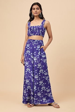Blue Natural Crepe Floral Printed Co-Ord Set by Essay by Sumedha Agrawal