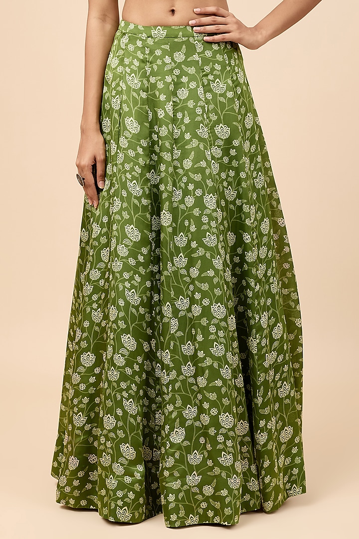 Green Organza Satin Floral Printed Lehenga Set by Essay by Sumedha Agrawal at Pernia's Pop Up Shop