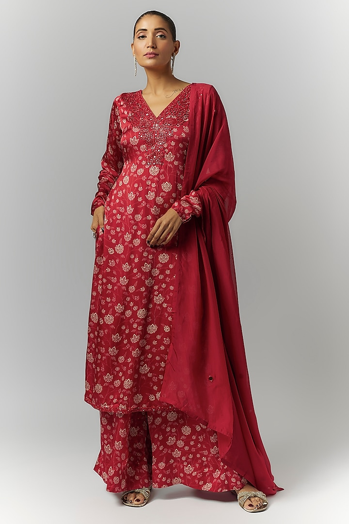 Dark Red Organza Satin Floral Printed & Mirror Hand Embroidered Kurta Set by Essay by Sumedha Agrawal at Pernia's Pop Up Shop