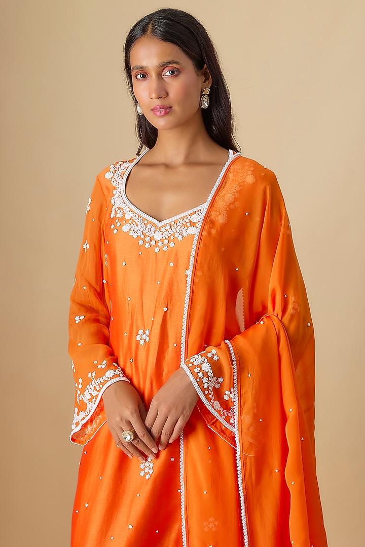 Orange Silk Chanderi Pearl Hand Embroidered Kurta Set by Essay by Sumedha Agrawal at Pernia's Pop Up Shop