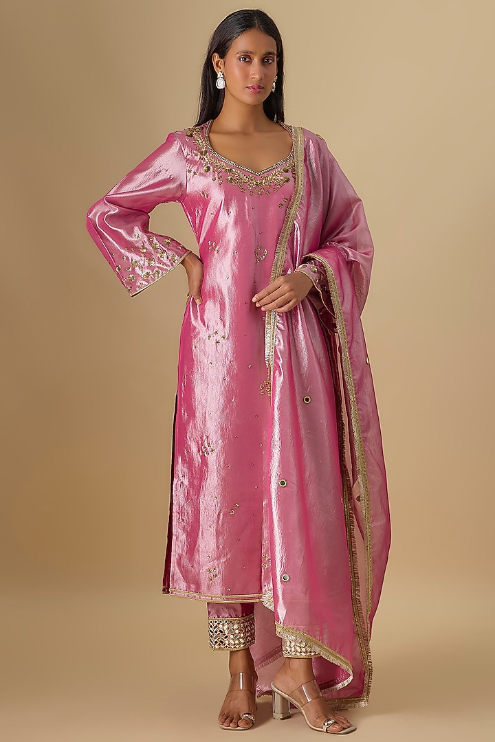 Purple Crushed Tissue Silk Hand Embroidered Kurta Set by Essay by Sumedha Agrawal at Pernia's Pop Up Shop