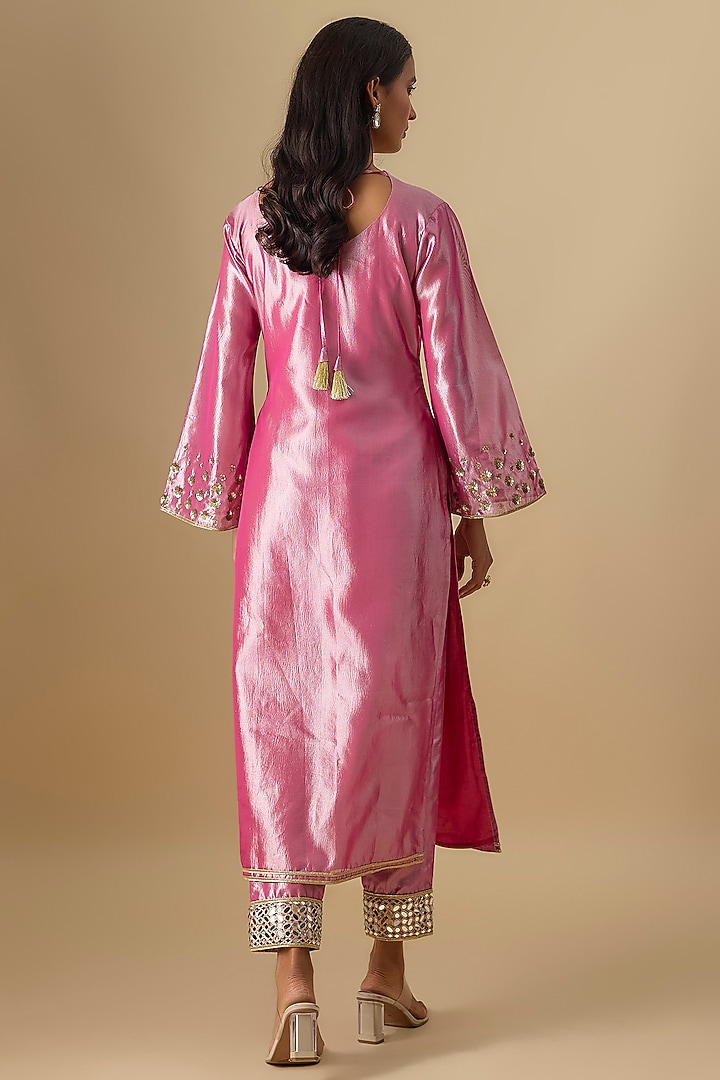 Purple Crushed Tissue Silk Hand Embroidered Kurta Set by Essay by Sumedha Agrawal at Pernia's Pop Up Shop