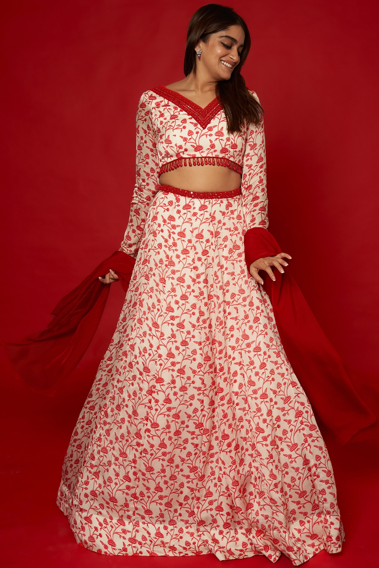 Buy White-Red Floral Printed Art Silk Engagement Lehenga Choli With Dupatta  At Designer Lehenga Choli