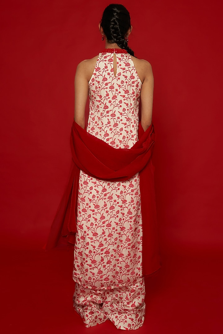 White & Red Organza Satin Floral Printed Kurta Set by Essay by Sumedha Agrawal at Pernia's Pop Up Shop