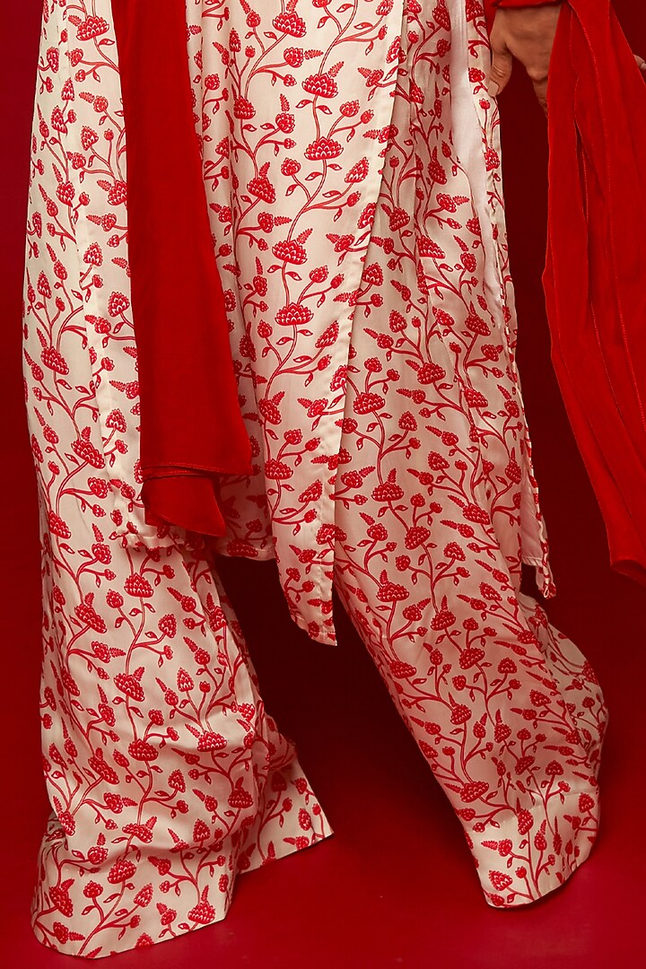 White & Red Organza Satin Floral Printed Kurta Set by Essay by Sumedha Agrawal at Pernia's Pop Up Shop