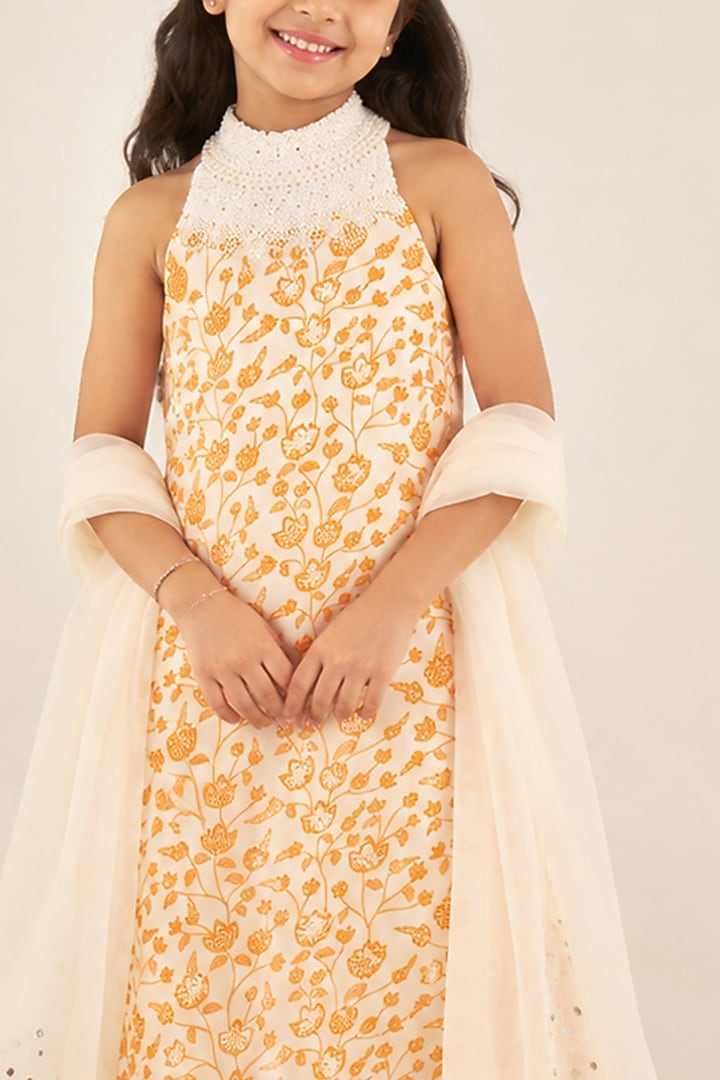 Ivory Organza Satin Floral Printed Kurta Set For Girls by Essay by Sumedha Agarwal Kids at Pernia's Pop Up Shop