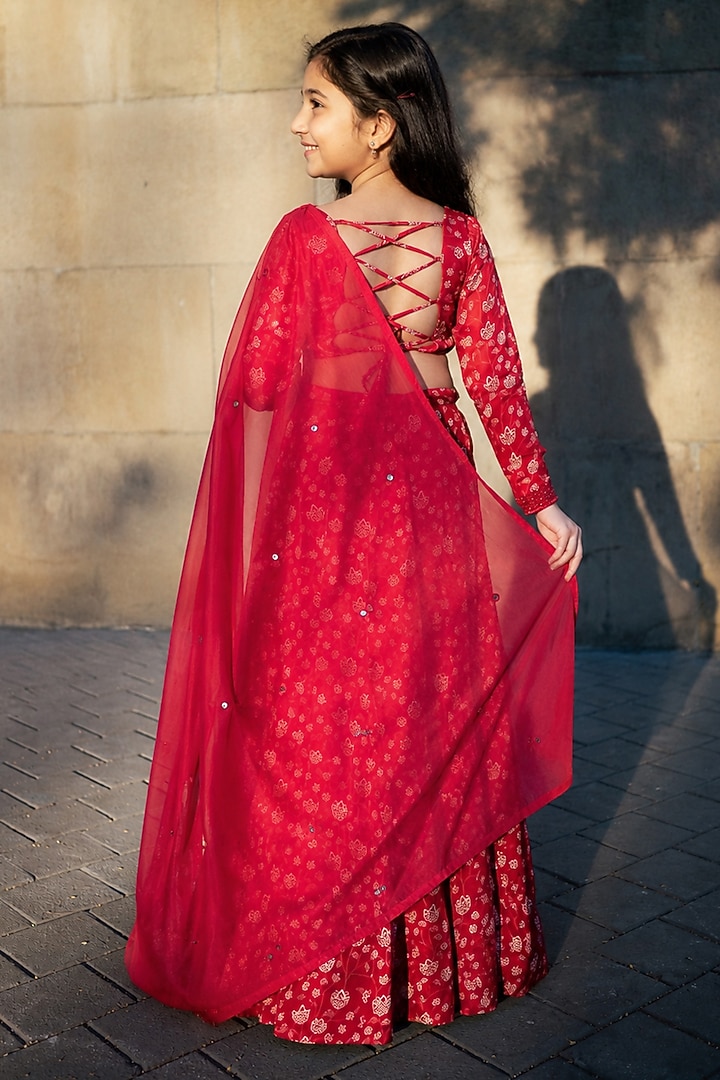 Red Organza Satin Floral Printed Lehenga Set For Girls by Essay by Sumedha Agarwal Kids at Pernia's Pop Up Shop