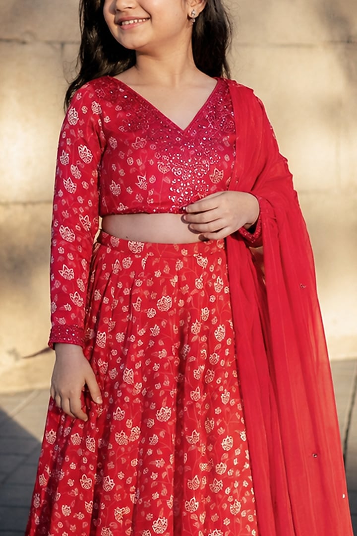 Red Organza Satin Floral Printed Lehenga Set For Girls by Essay by Sumedha Agarwal Kids at Pernia's Pop Up Shop